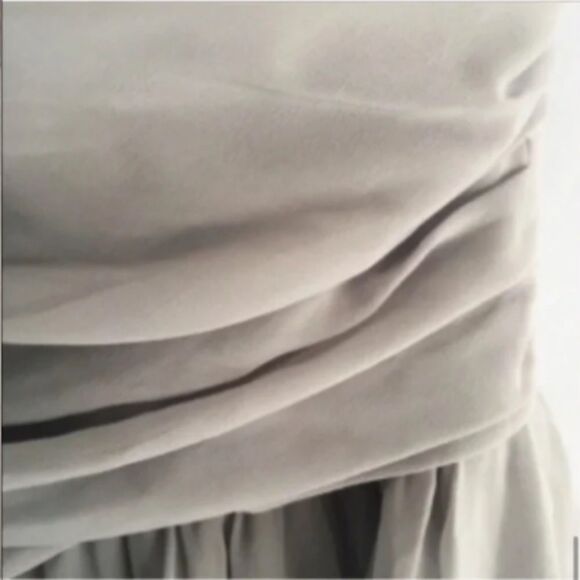 Women’s Lulu’s Grey Strapless Formal Dress - Picture 8 of 8